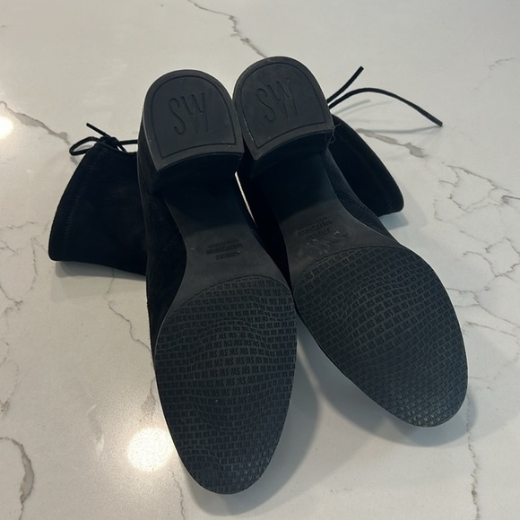 Stuart Weitzman Heeled Black Booties Size 8 - Picture 10 of 11